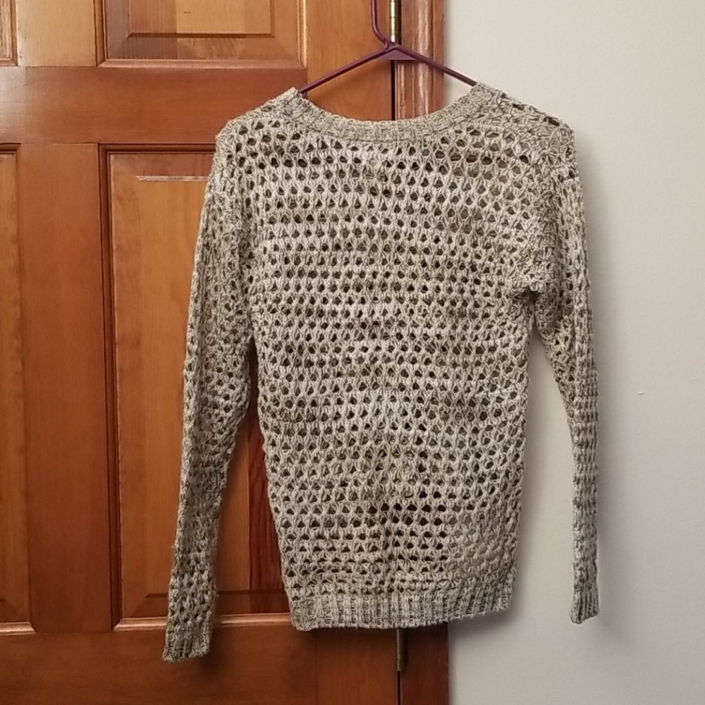 Sweater - Picture 5 of 5
